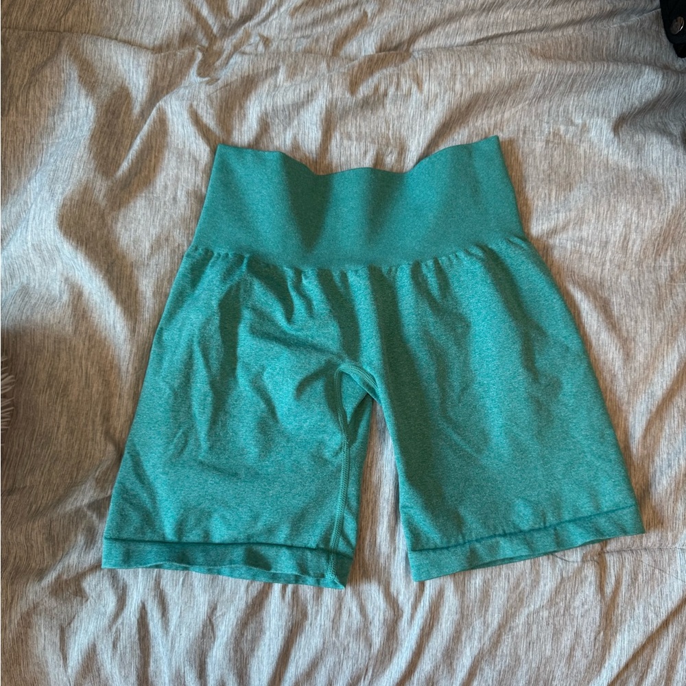 NVGTN seamless shorts